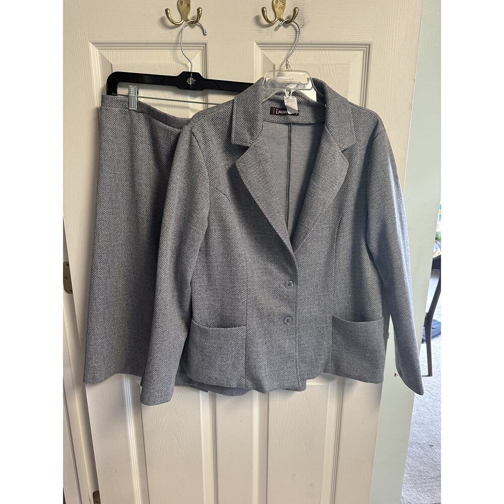 LAURENTE Vnt 90s Skirt Suit Set XL 18/20 Chevron Gray White Jacket 40w 36x25